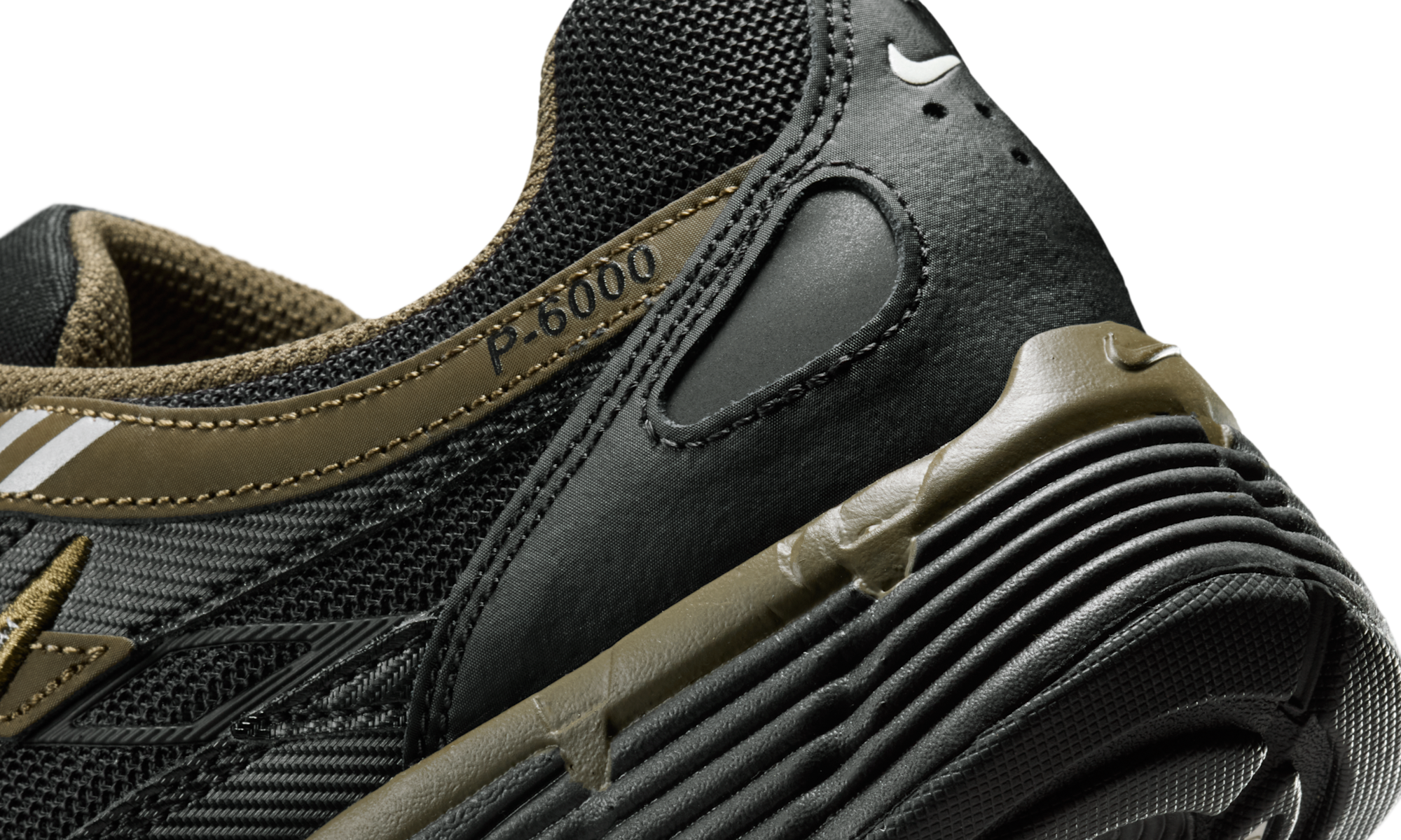Nike P-6000 Black/Dark Hazel/Summit White/Metallic Silver