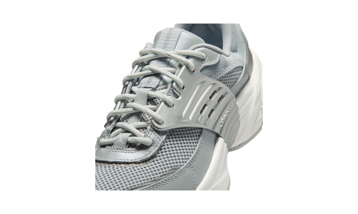 Air Jordan Trunner O/S Swan Wolf Grey Silver