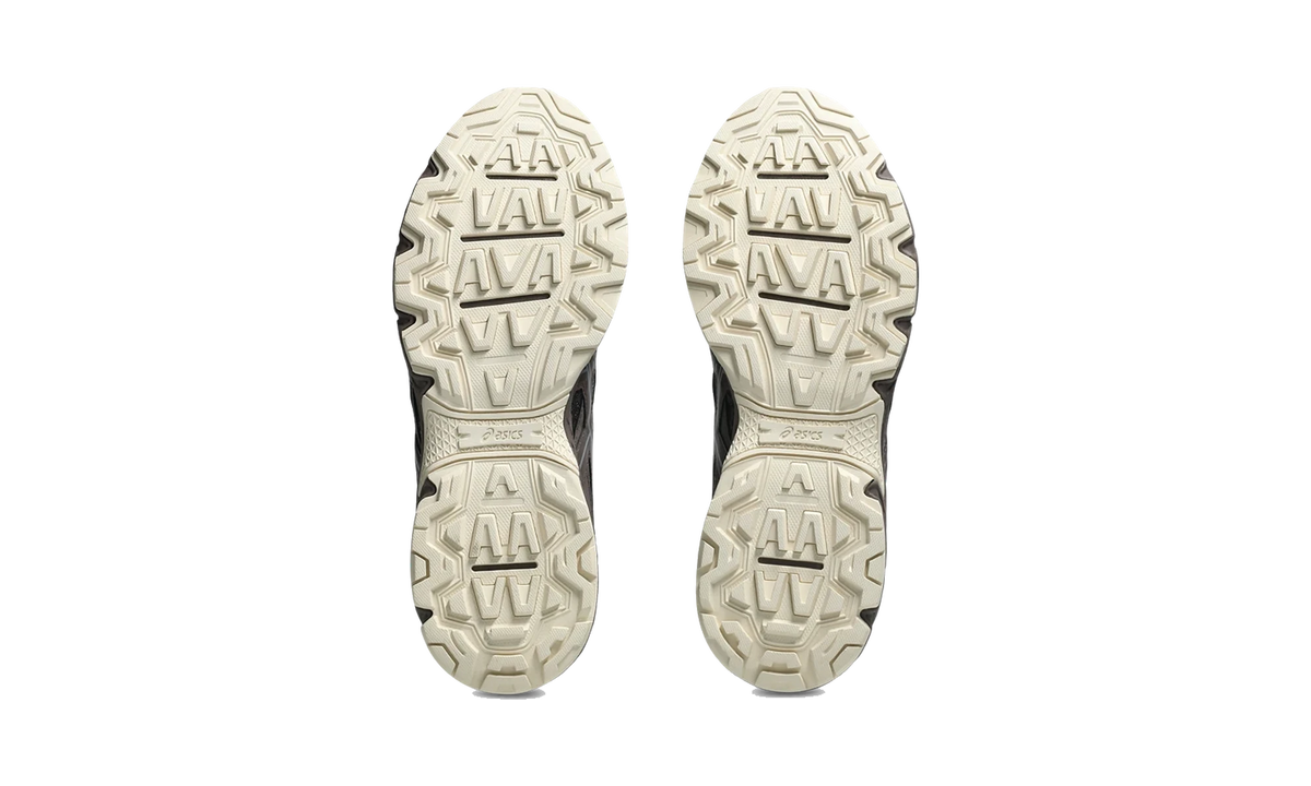 ASICS Gel-Nunobiki Cocoa Powder Pure Silver