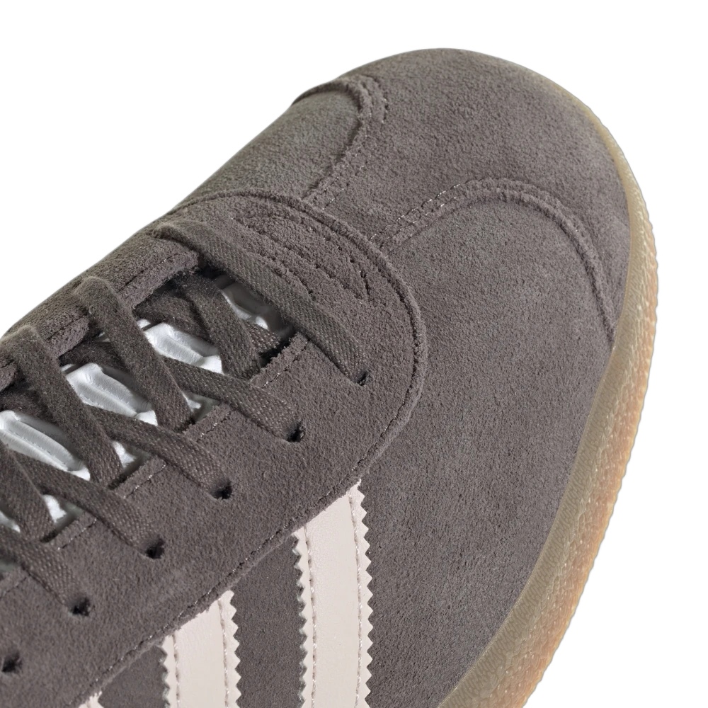 Adidas Gazelle Real Madrid, Charcoal/Putty Mauve/Gum (IH2631)