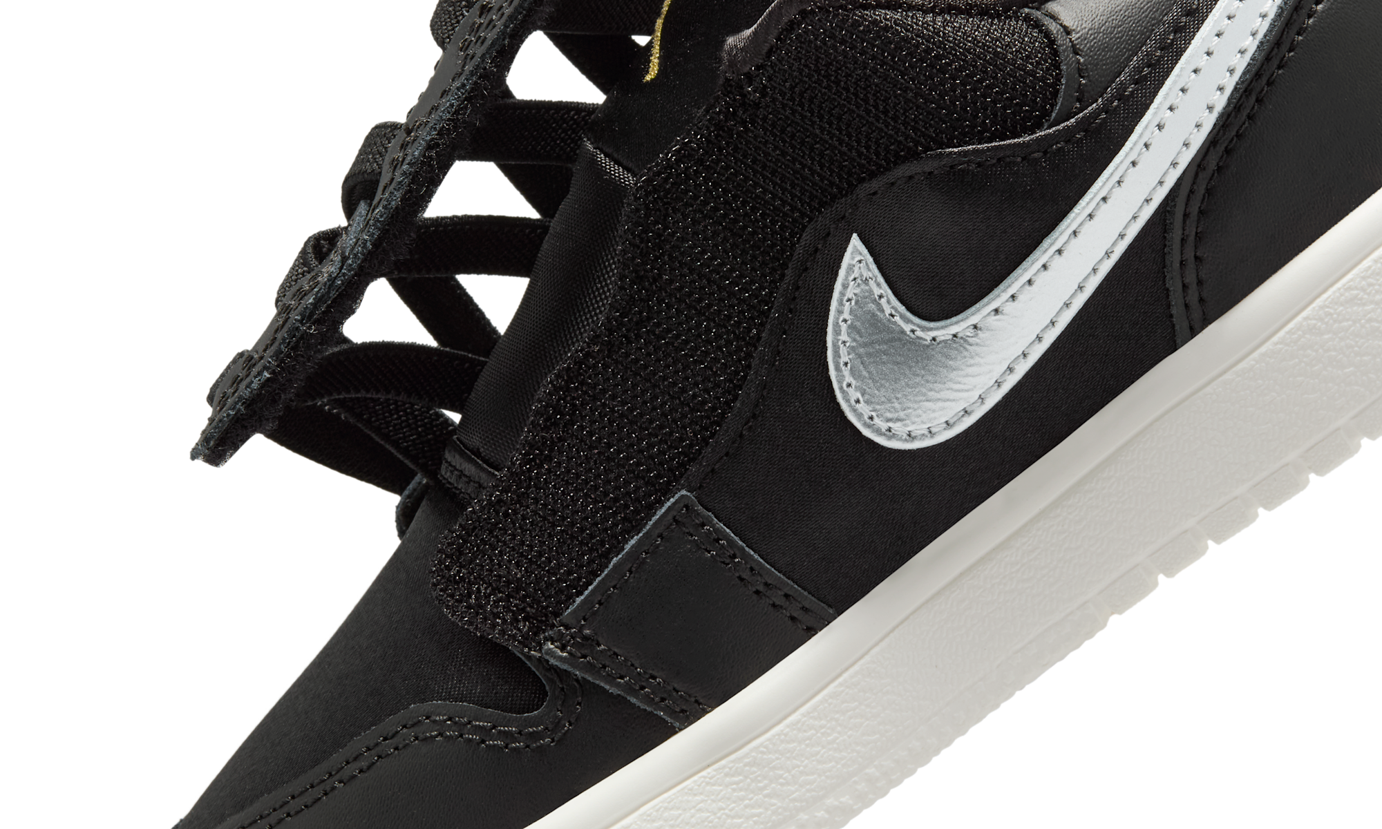 Air Jordan 1 Low Alt SE Black Silver Sail Gold (PS)
