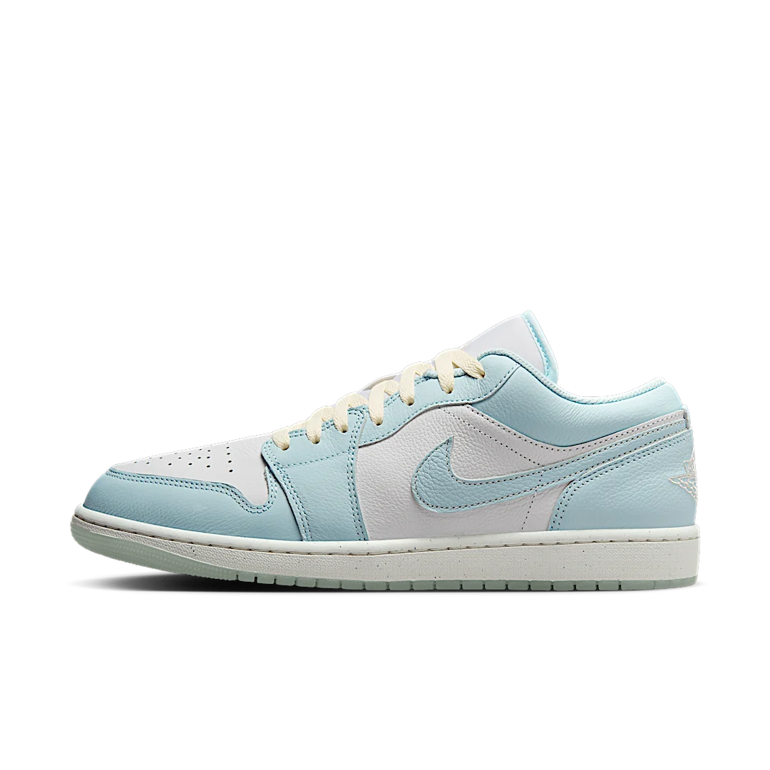 Air Jordan 1 Low SE Glacier Blue Summit White, Glacier Blue/Summit White/Guava Ice/Sea Glass (HJ5999-400)