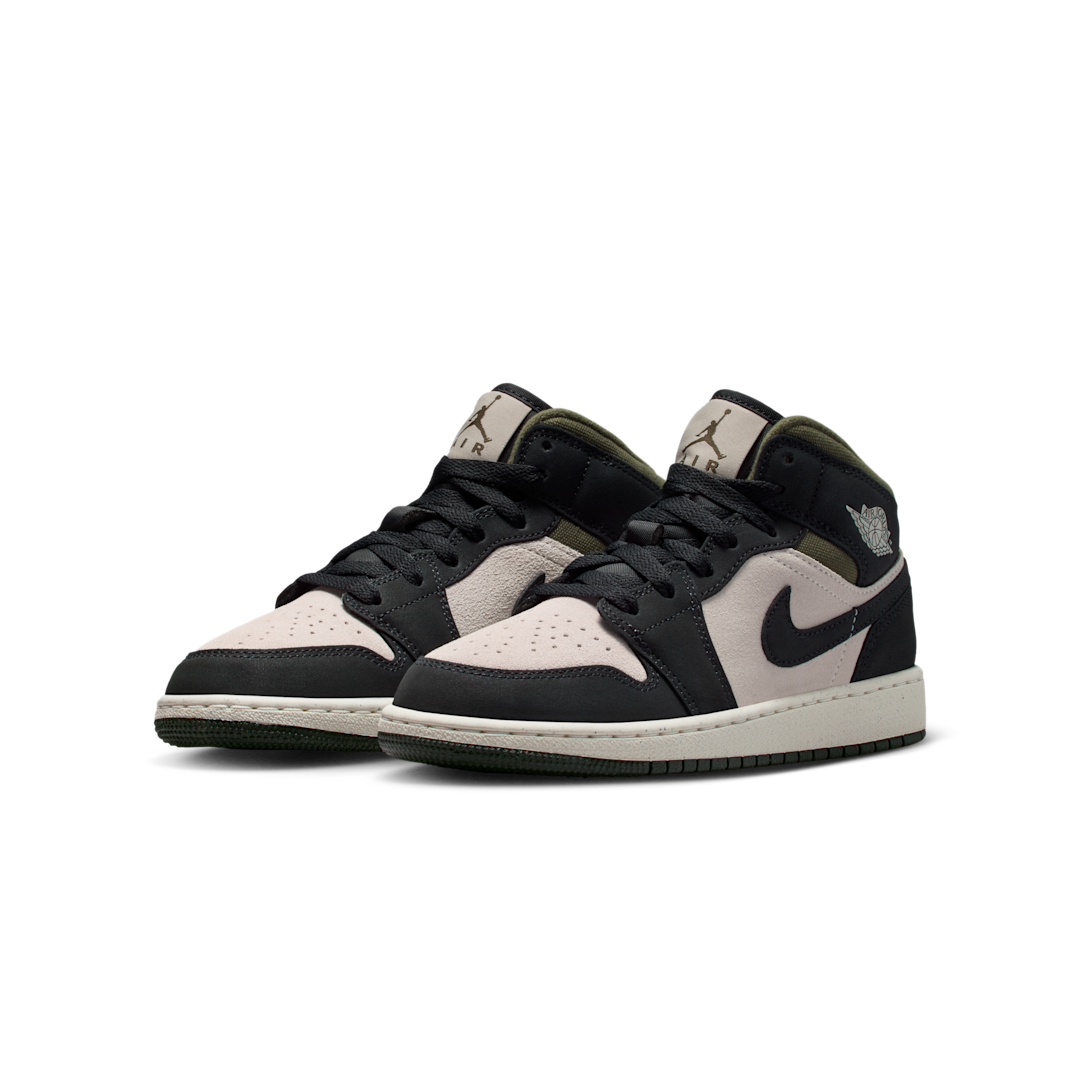 Air Jordan 1 Mid Off Noir Medium Olive, Light Orewood Brown/Medium Olive/Sail/Off Noir (HV4399-102)