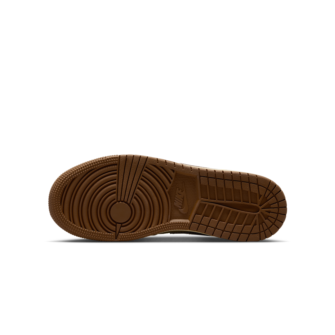 Air Jordan 1 Mid SE French Fries - Sneak