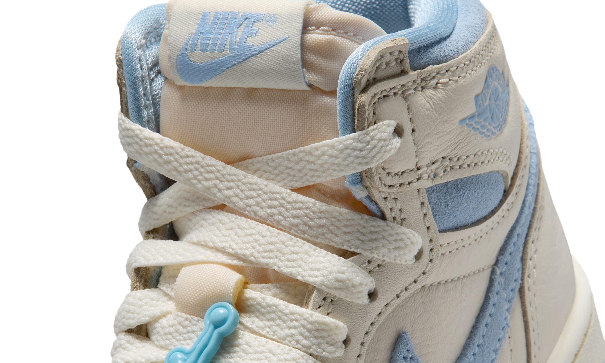 Air Jordan 1 Retro High OG Pale Ivory Psychic Blue (PS)