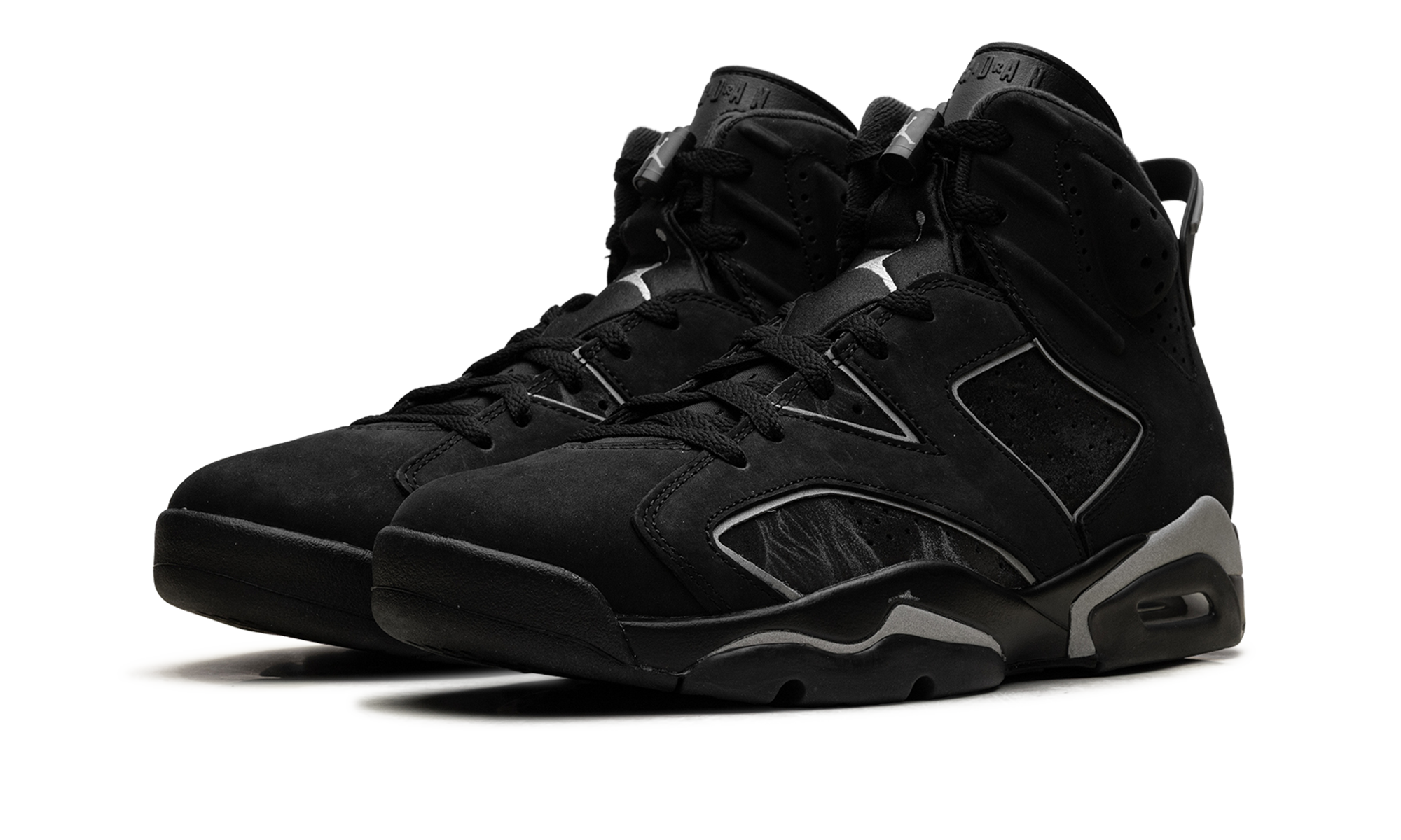 Air Jordan 6 Retro Cap and Gown