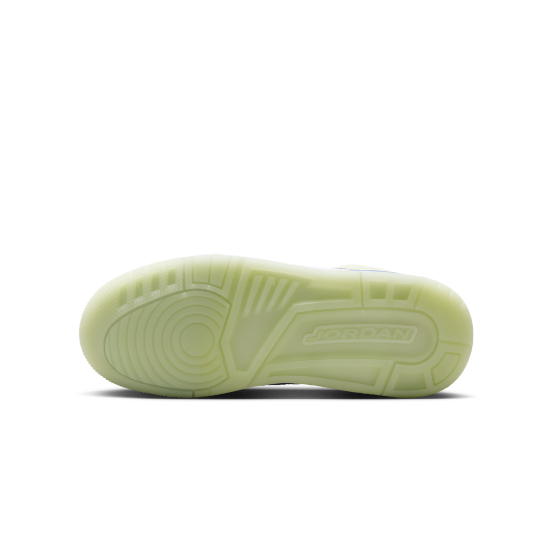 Air Jordan Spizike Low The Sky Is Not The Limit, White/Volt Tint/Metallic Silver/Hyper Royal (HJ5979-100)