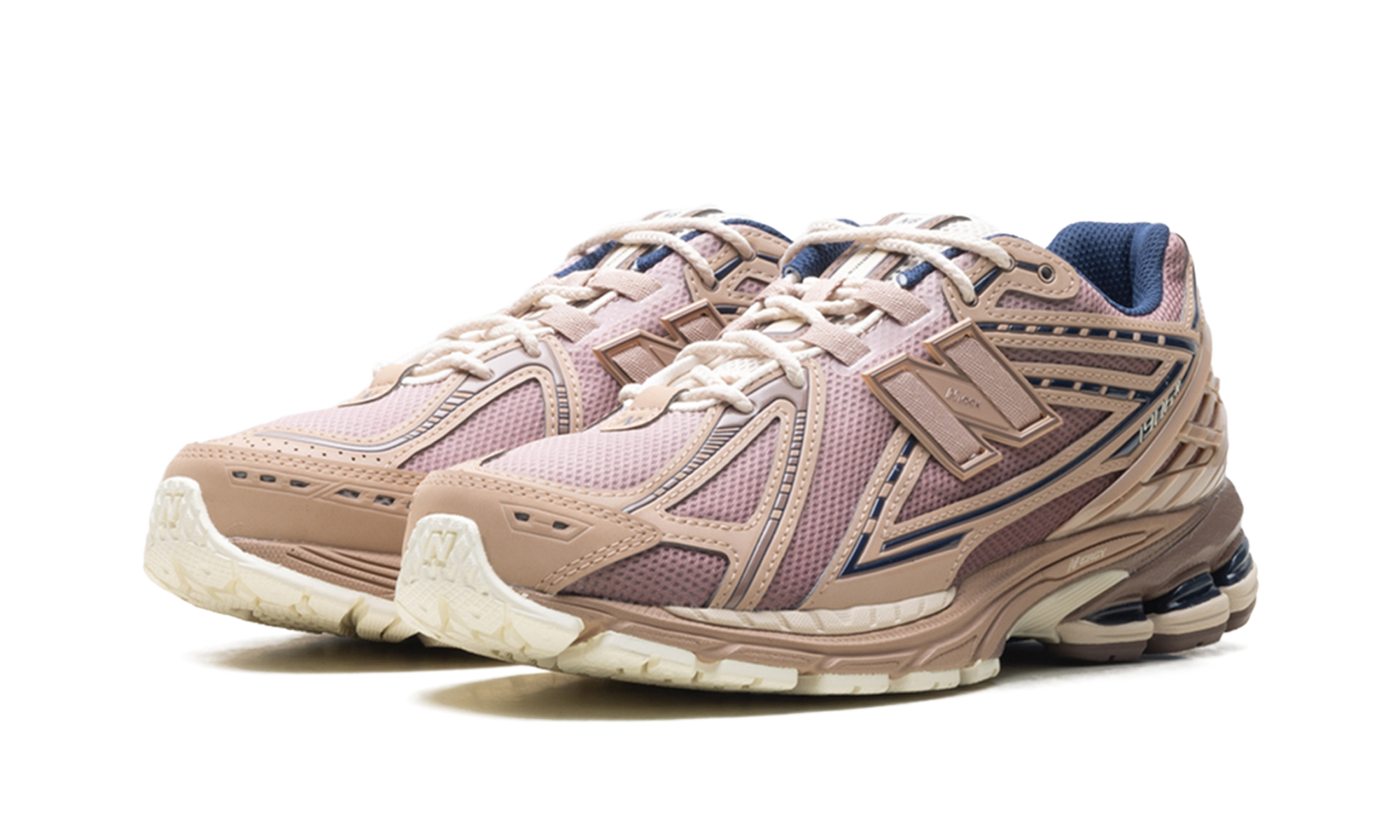 New Balance 1906R Earth Shadow Flat Taupe