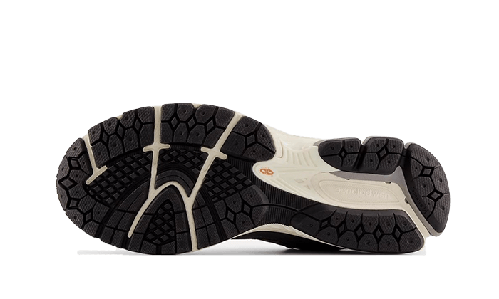 New Balance 2002R Black Castlerock