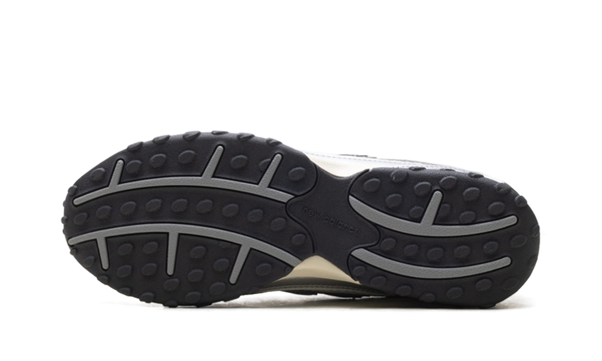 New Balance 204L Silver Metallic Black