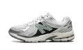 New Balance 860 V2 Mallard Green