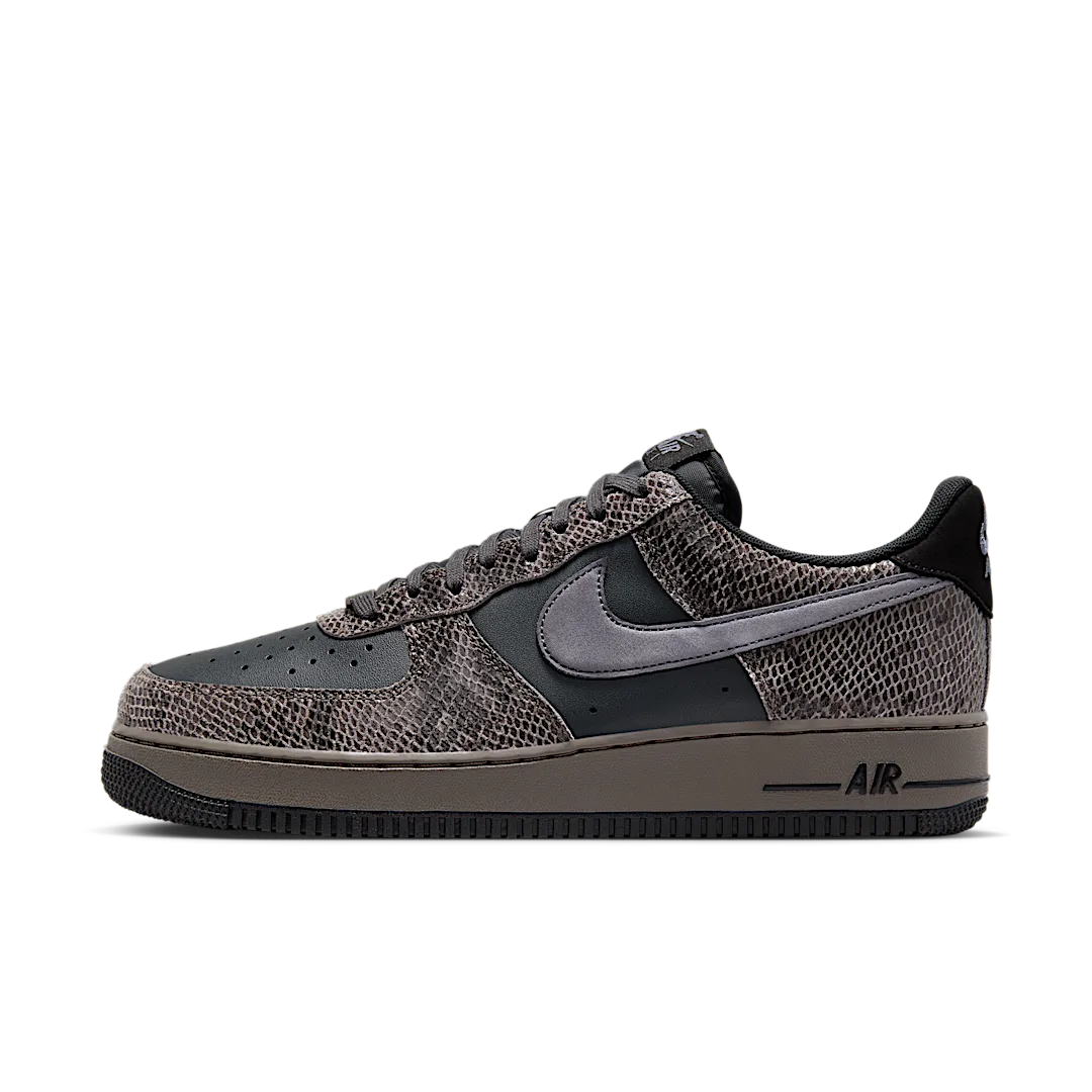 Nike Air Force 1 Low Off Noir Snakeskin, Off Noir/Light Carbon-Black (HF2898-001)