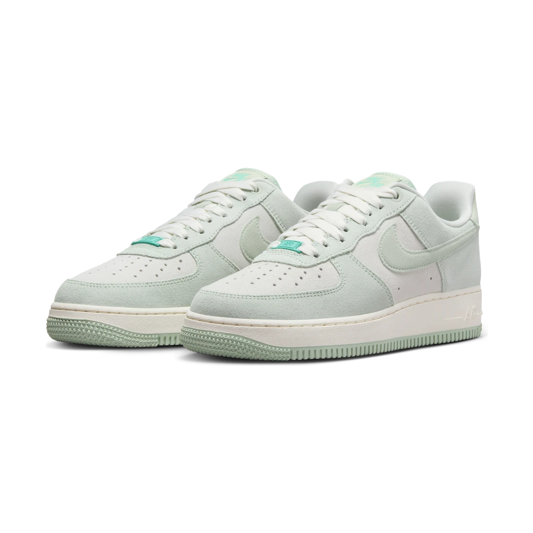 Nike Air Force 1 Low '07 SE Spruce Aura Pistachio Frost, Spruce Aura/Pistachio Frost-Green Frost (HQ1497-099)