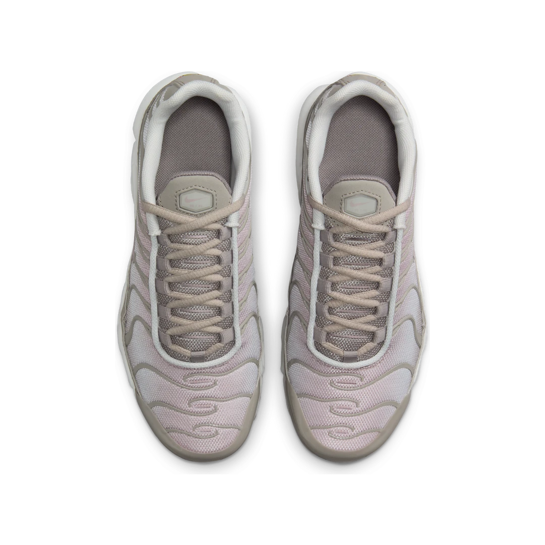 Nike Air Max Plus Photon Dust Enigma Stone White Particle Rose, Photon Dust/Enigma Stone/White/Particle Rose (CD0609-035)