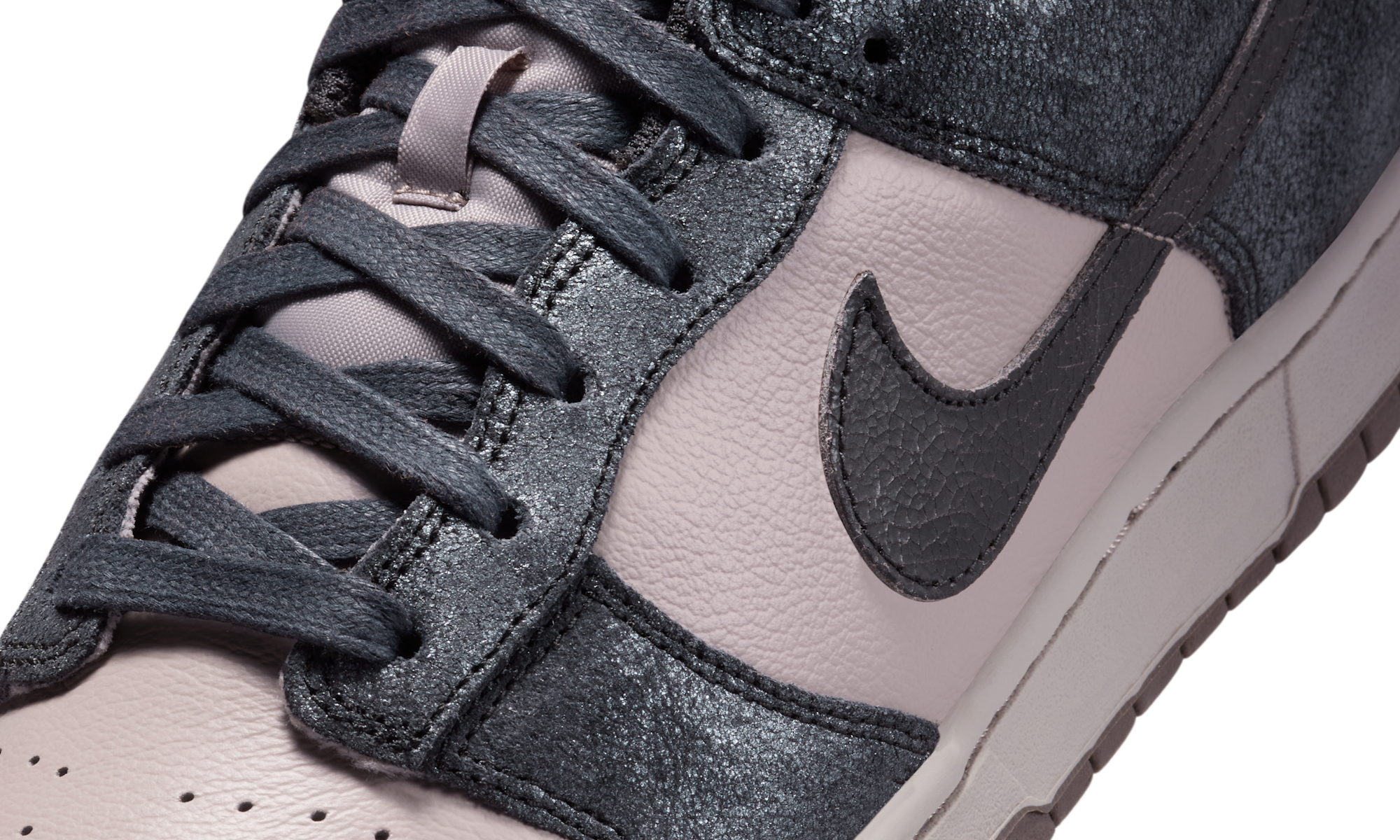 Nike Dunk Low Retro NYC CBGB