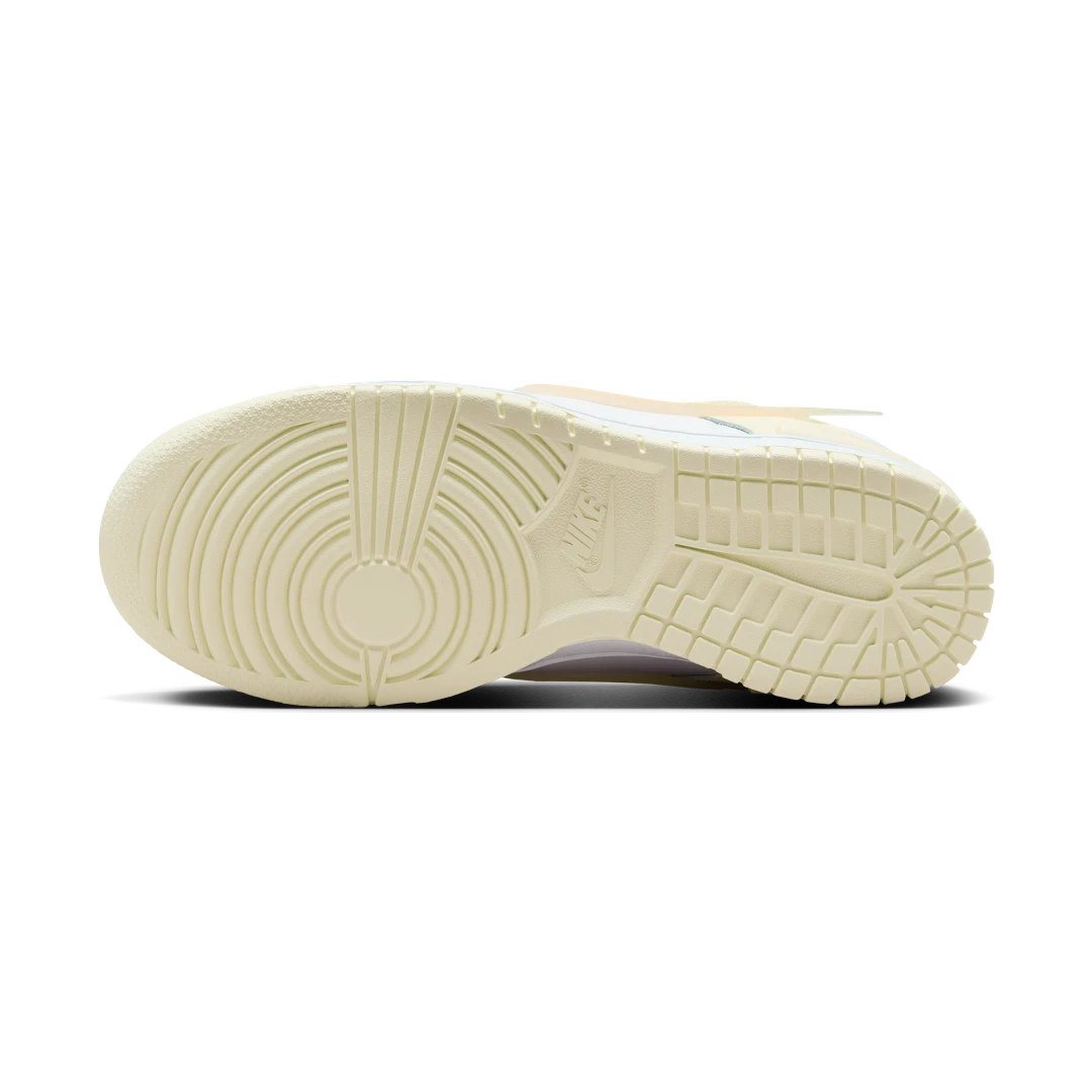Nike Dunk Low Twist Coconut Milk Guava Ice, Coconut Milk/White/Guava Ice (DZ2794-104)