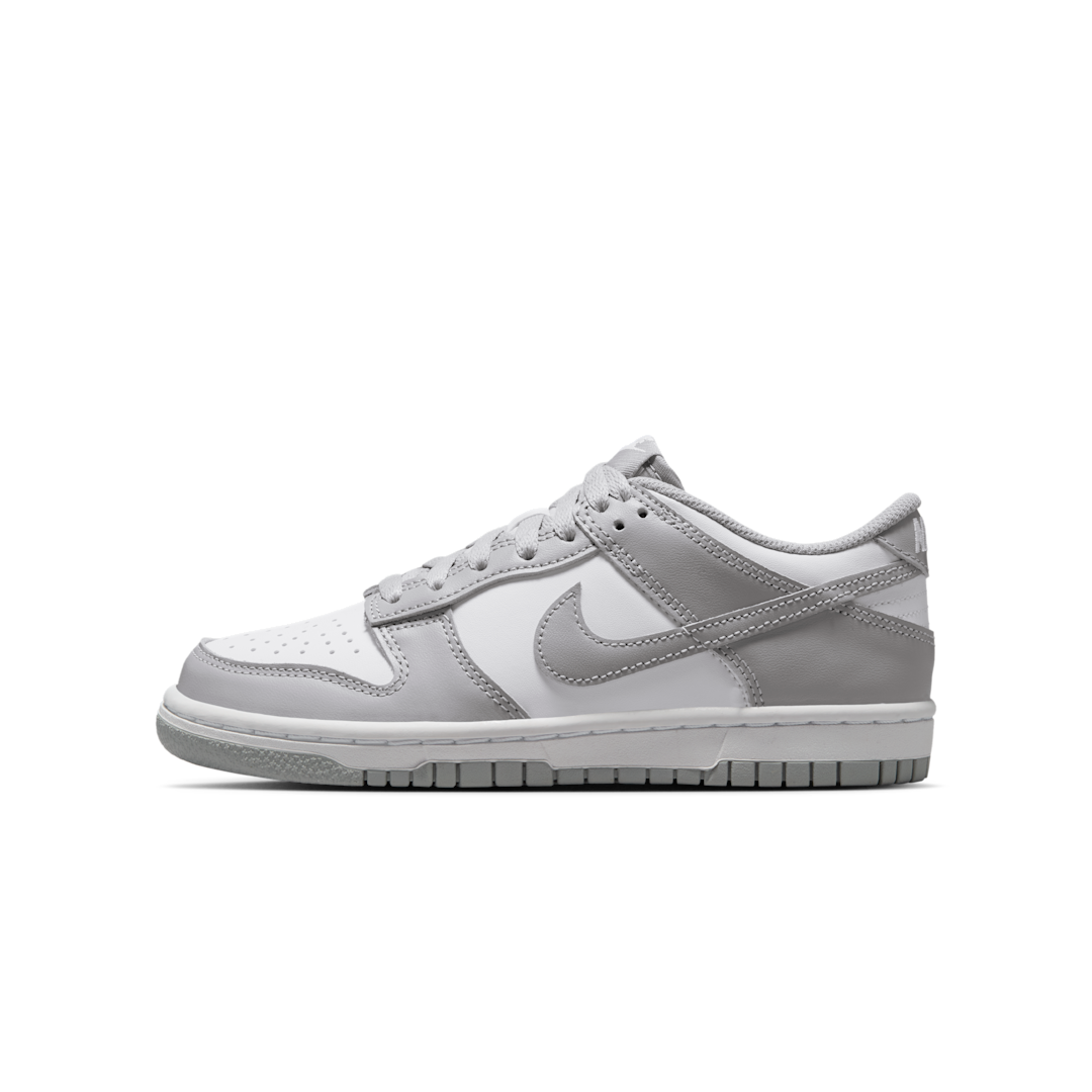 Nike Dunk Low White Light Smoke Grey, White/White/Light Smoke Grey (FB9109-123)