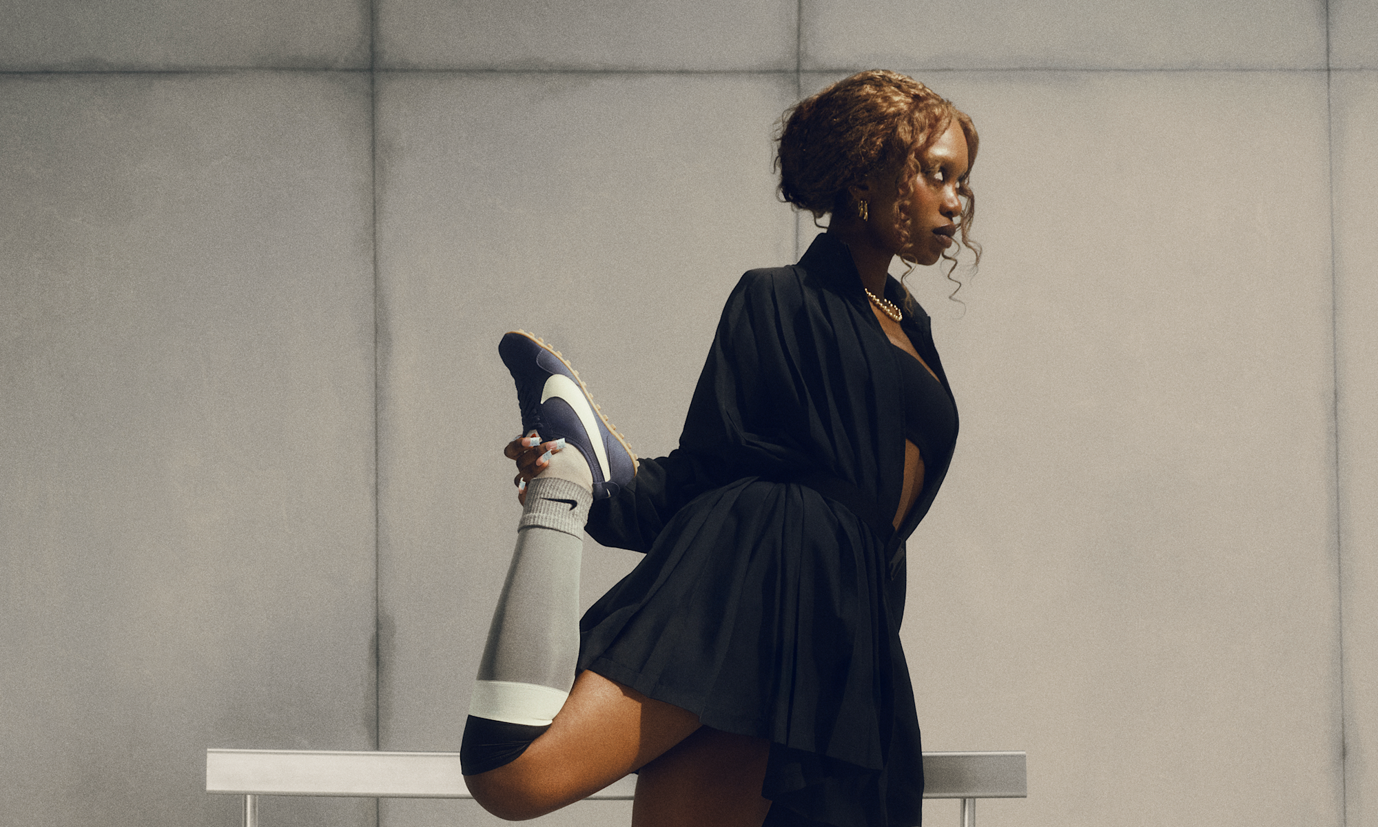 Nike Moon Shoe OG Midnight Navy Gum Light Brown Soft Pearl