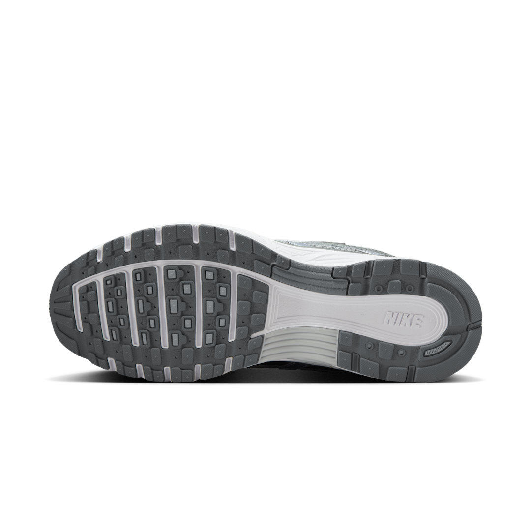 Nike P-6000 Metallic Cool Grey - Sneak