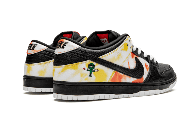 Nike SB Dunk Low Raygun Tie-Dye Black, Black/Orange Flash/Black (BQ6832-001)