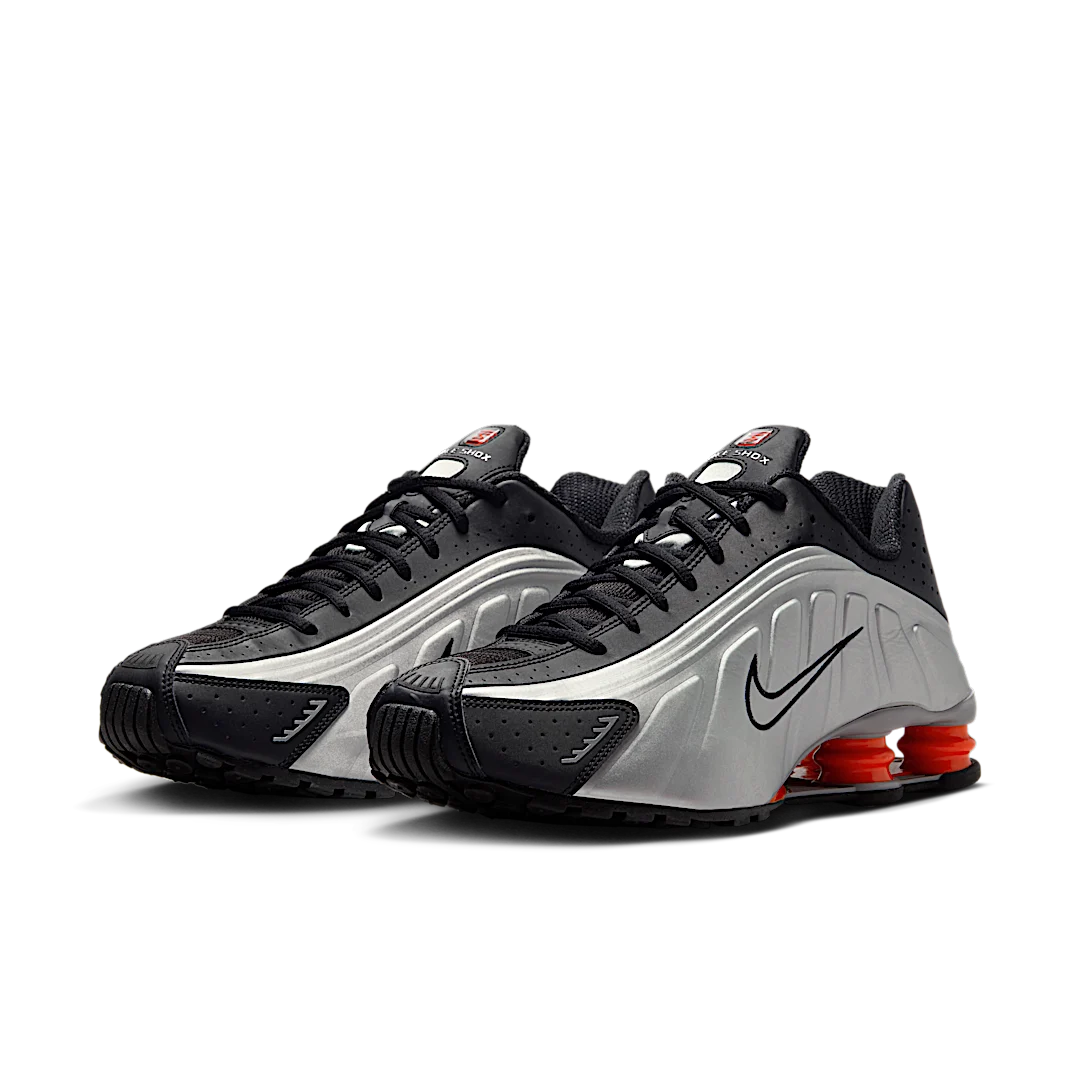 Nike Shox R4 Black Metallic Silver (2025), Metallic Silver (HQ1988-002)