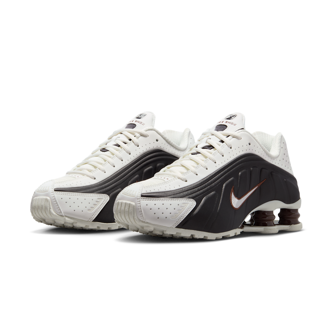 Nike Shox R4 Sail Fauna Brown, Sail/Black/Fauna Brown (AR3565-104)