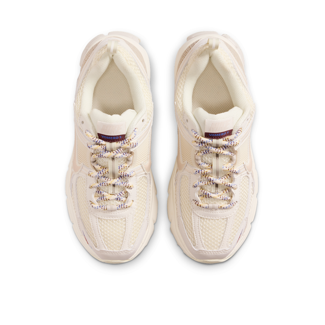 Nike Vomero 5 Soft Pearl Burgundy Crush, Soft Pearl/Burgundy Crush/Comet Blue/Light Orewood Brown (IB5853-002)