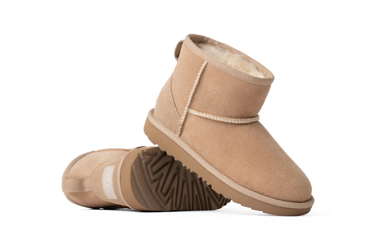 UGG Classic II Mini Boot Sand (Kids), Sand (1017715K-SAN)