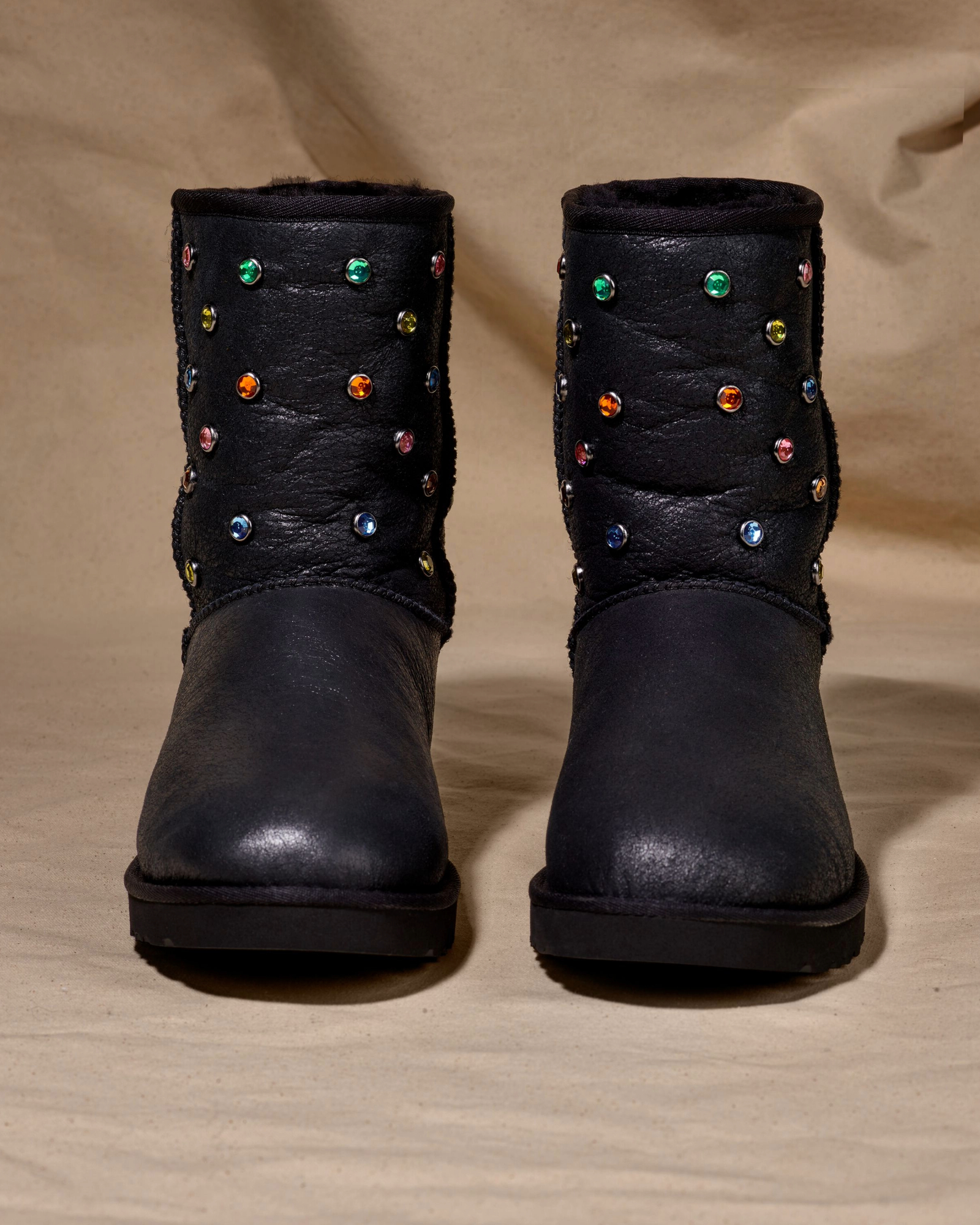 UGG Classic Short Boot Gallery Dept. Black, Black (1166951-BLK)