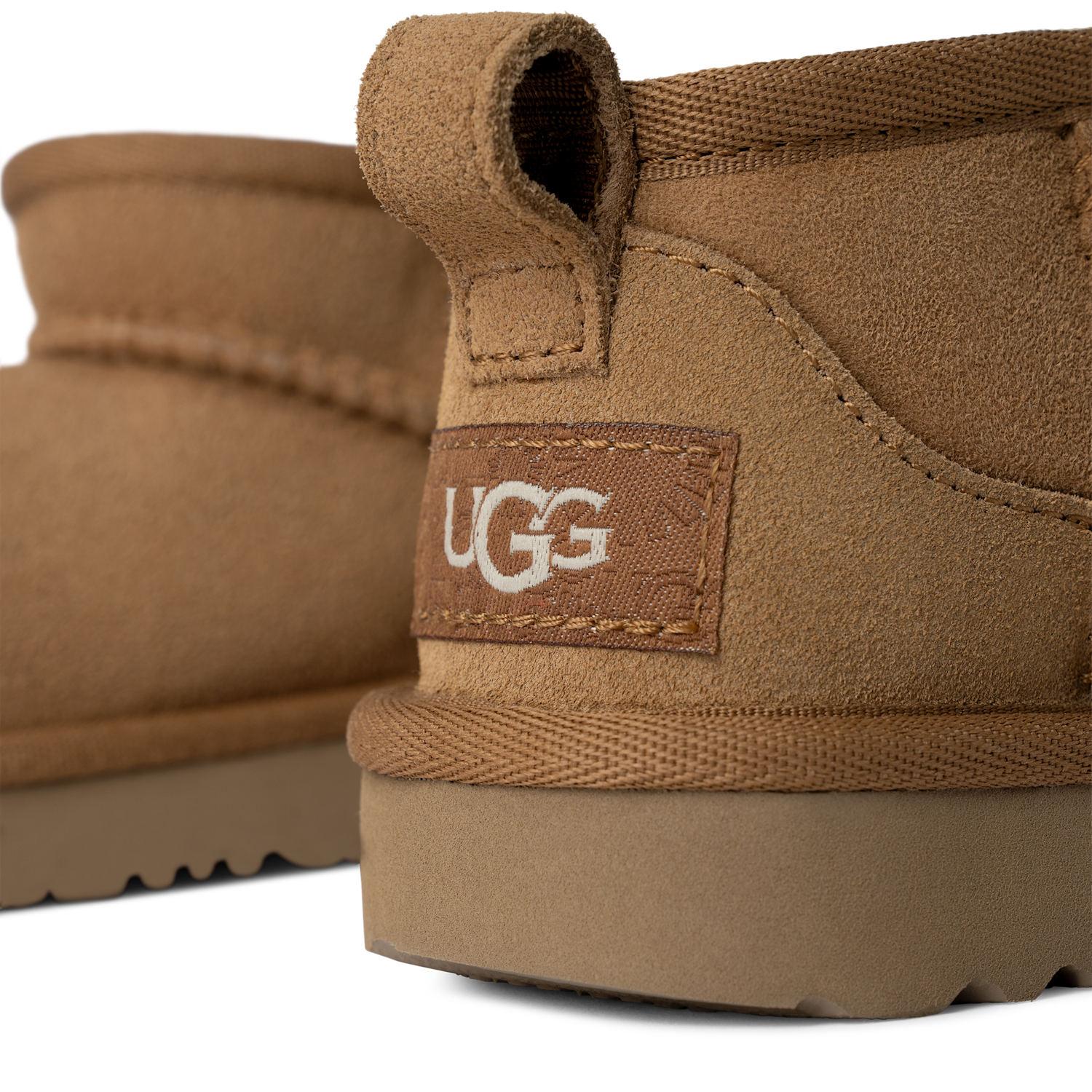 UGG Classic Ultra Mini Boot Chestnut (Toddler), Chestnut (1130750T-CHE)
