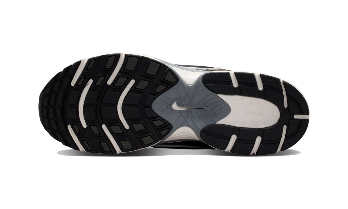 Nike V5 RNR Suede Anthracite/Cool Grey/Newsprint/Black
