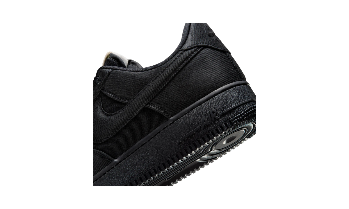 Nike Air Force 1 '07 LV8  Black/Sail/Phantom/Black