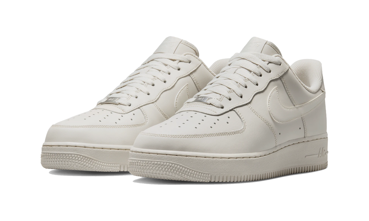 Nike Air Force 1 '07 Light Bone/Metallic Silver/Light Bone