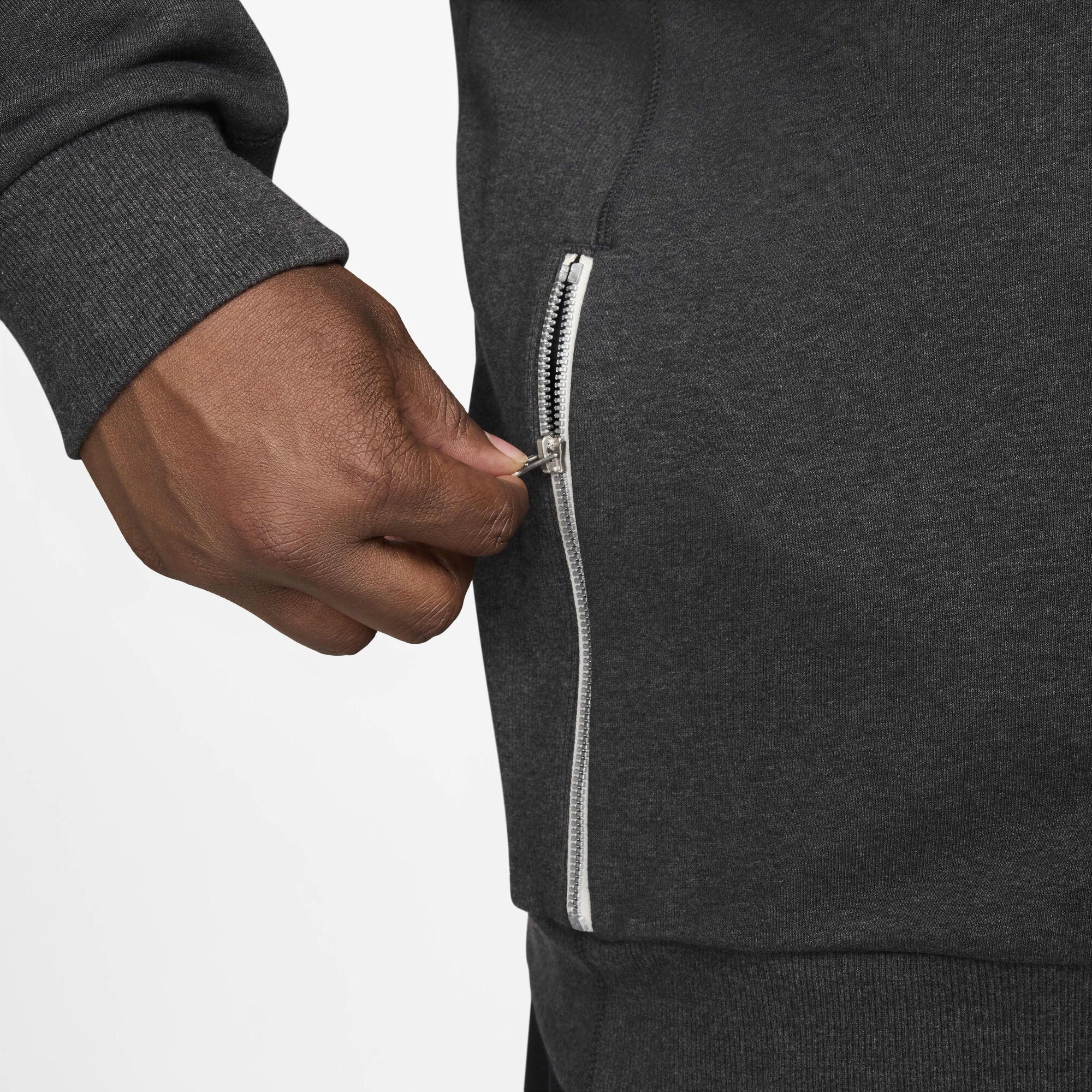 Nike Standard Issue Dri-FIT Basketball Crew-Neck Sweatshirt Black/Heather/Pale Ivory