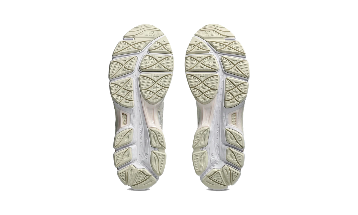 ASICS Gel-Cumulus 16 White Cream