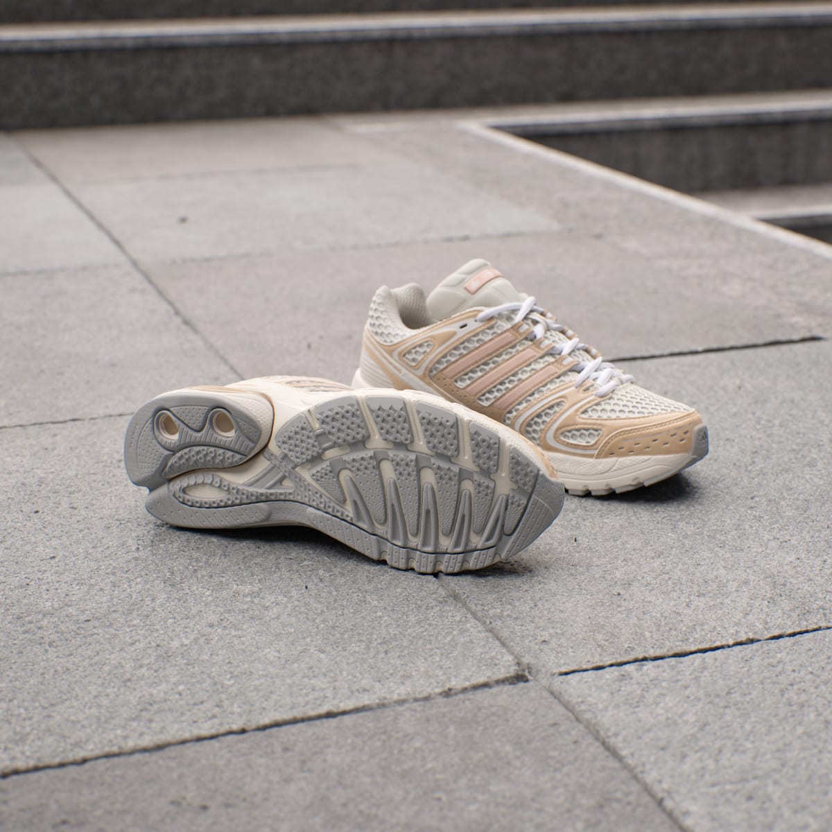 Adidas Adistar Control 5 Off White Beige