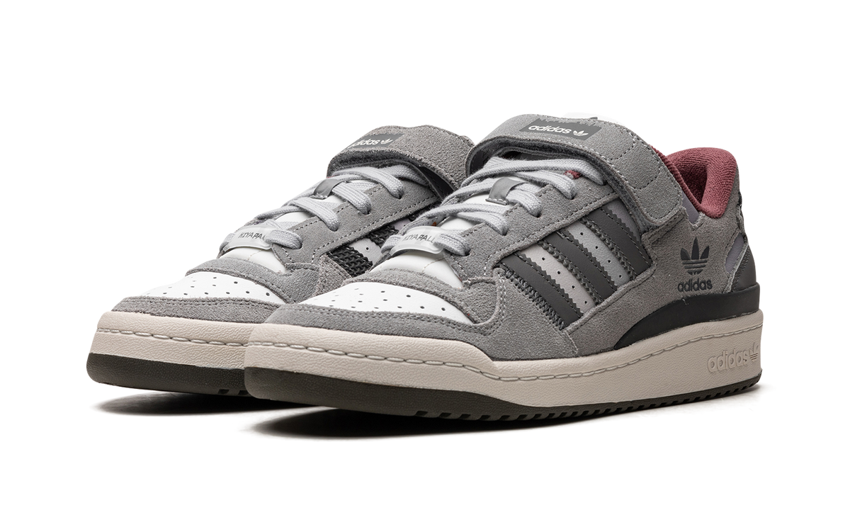 Adidas Forum 84 Low Home Alone 2