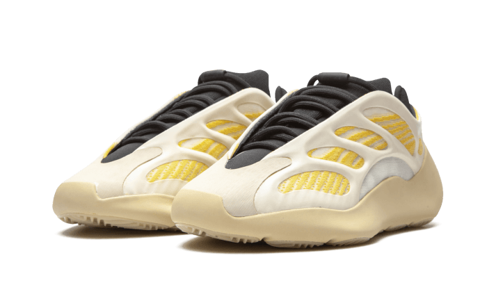 Adidas Yeezy 700 V3 Safflower, Safflower/Safflower/Safflower (G54853)