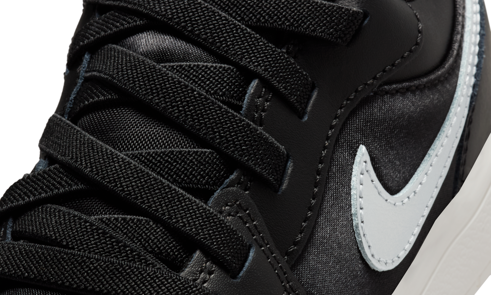 Air Jordan 1 Low Alt SE Black Silver Sail Gold (PS)