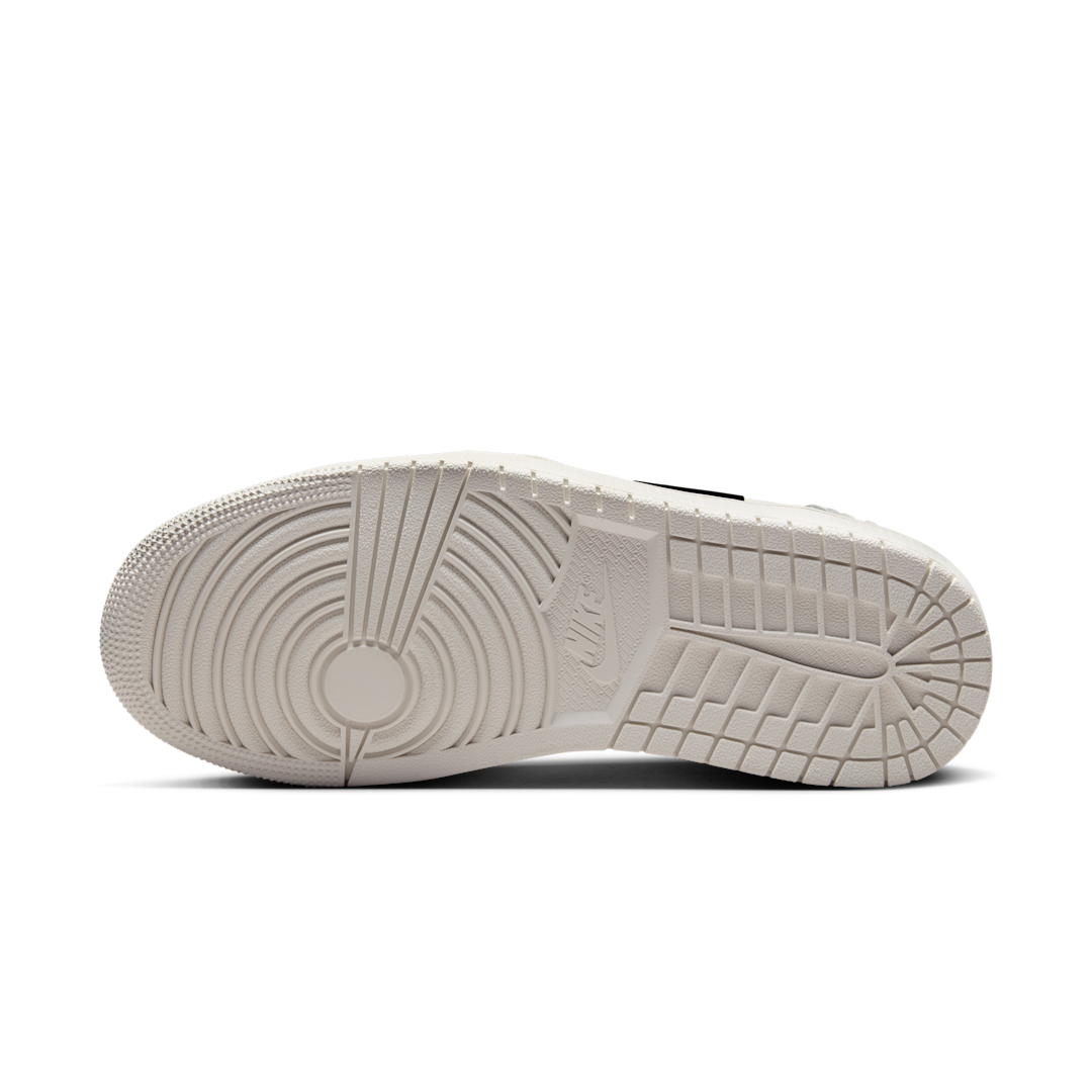 Air Jordan 1 Low Method of Make Sail Metallic Gold, Sail/Metallic Gold (FN5032-100)