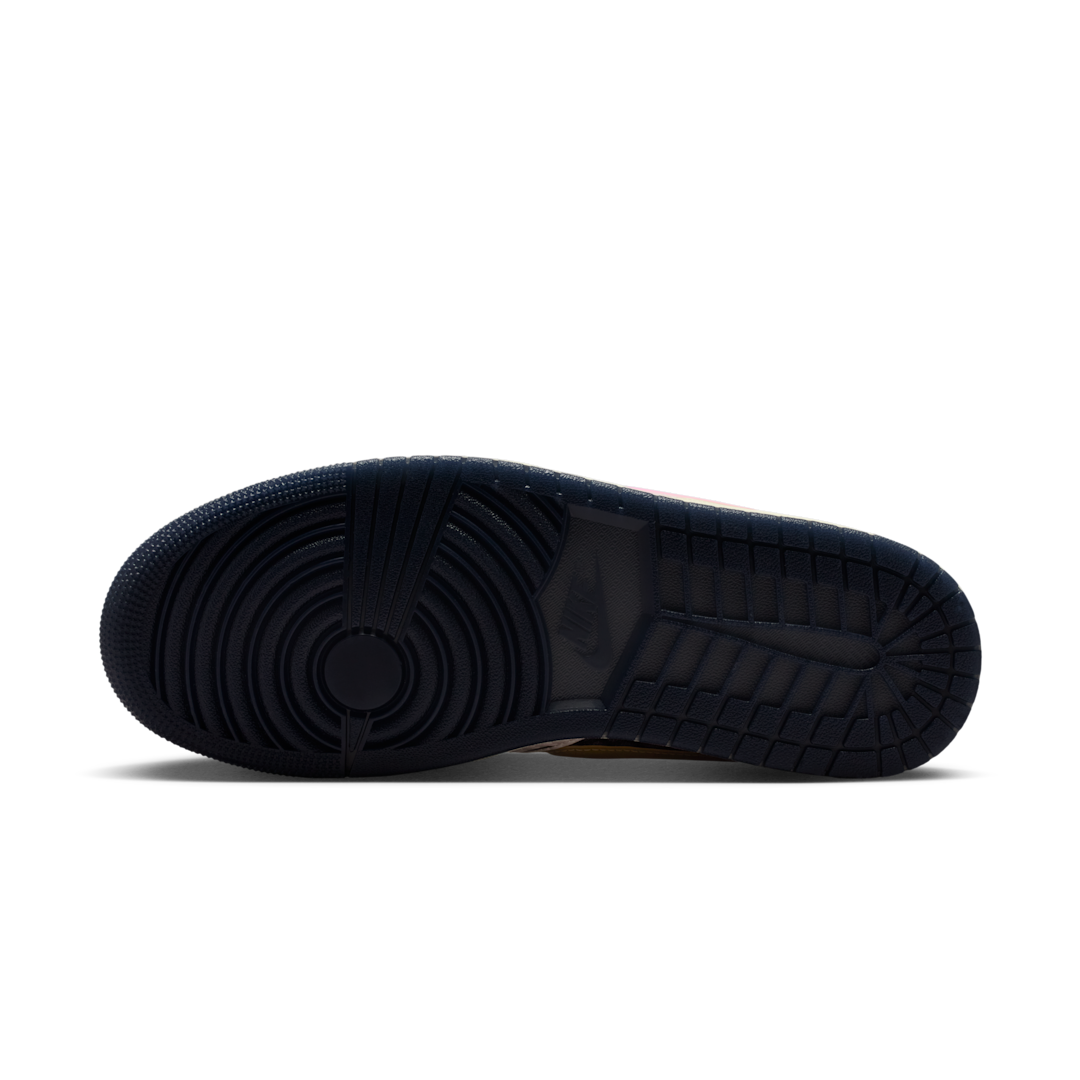 Air Jordan 1 Low Method of Make V3 Sail Coconut Milk, Sail/Coconut Milk/Anthracite/Metallic Silver (HQ2186-100)