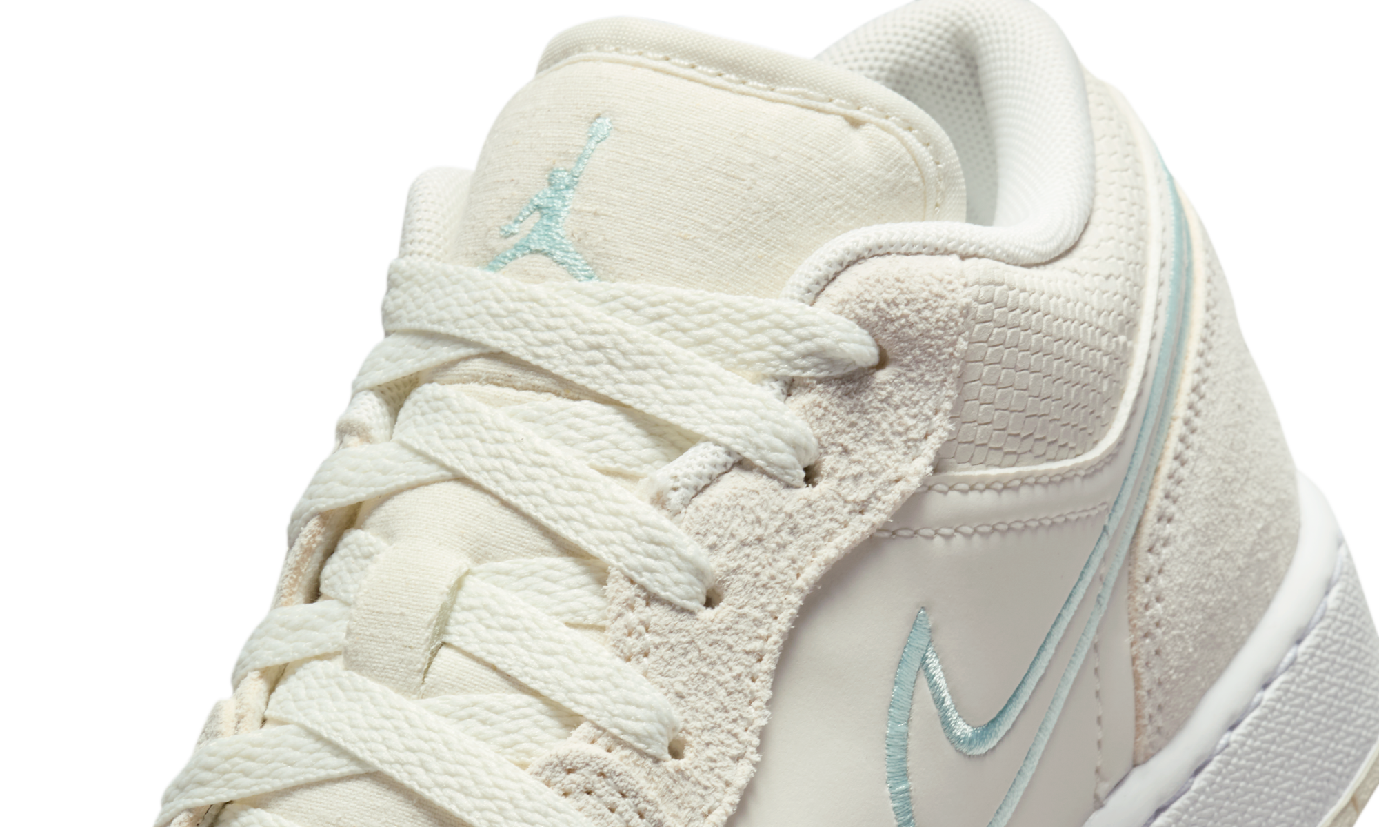 Air Jordan 1 Low SE GS 'Coconut Milk Igloo'