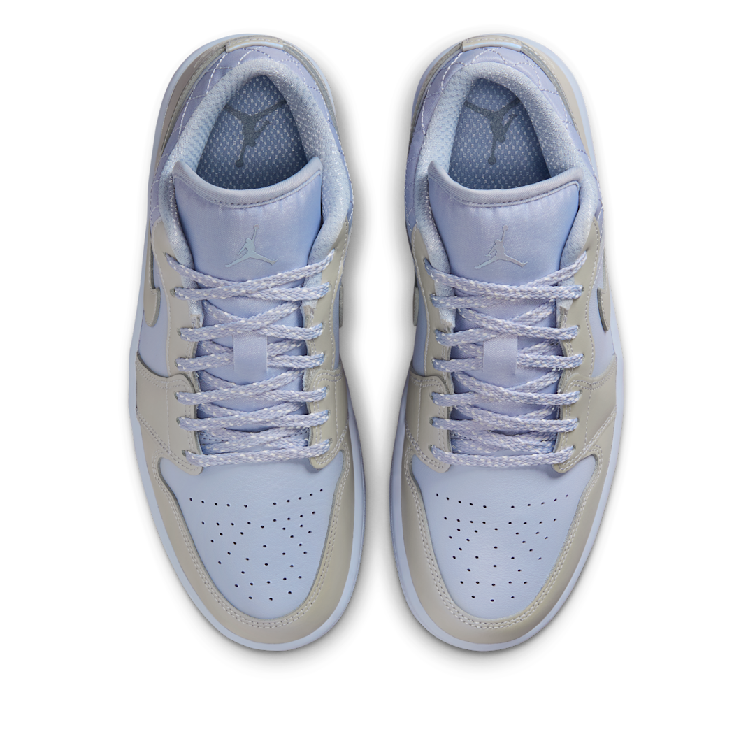 Air Jordan 1 Low SE Ghost Pearlized Quilt, Ghost/Sail/Pure Platinum (IM5129-010)