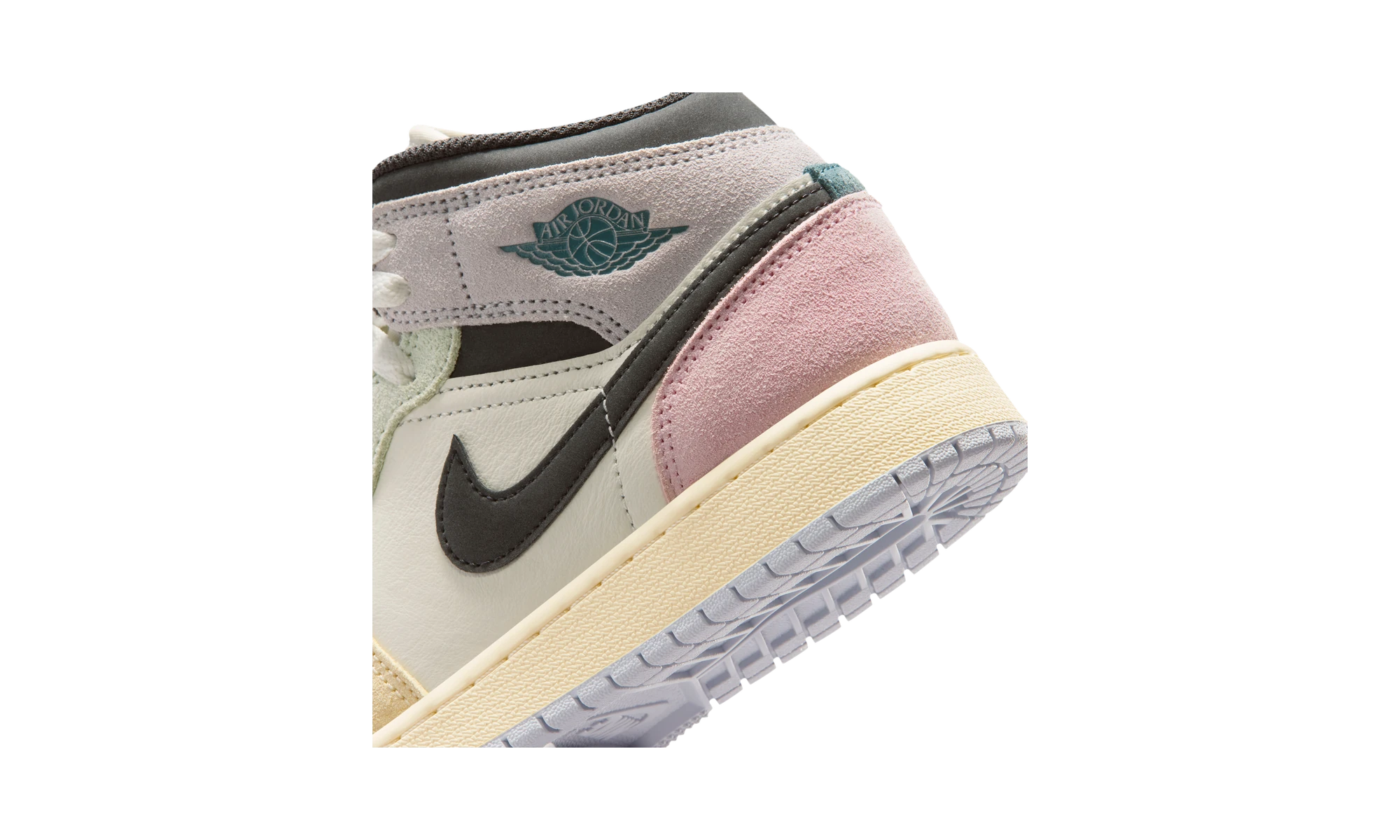 Air Jordan 1 Mid SE Sail Pastels