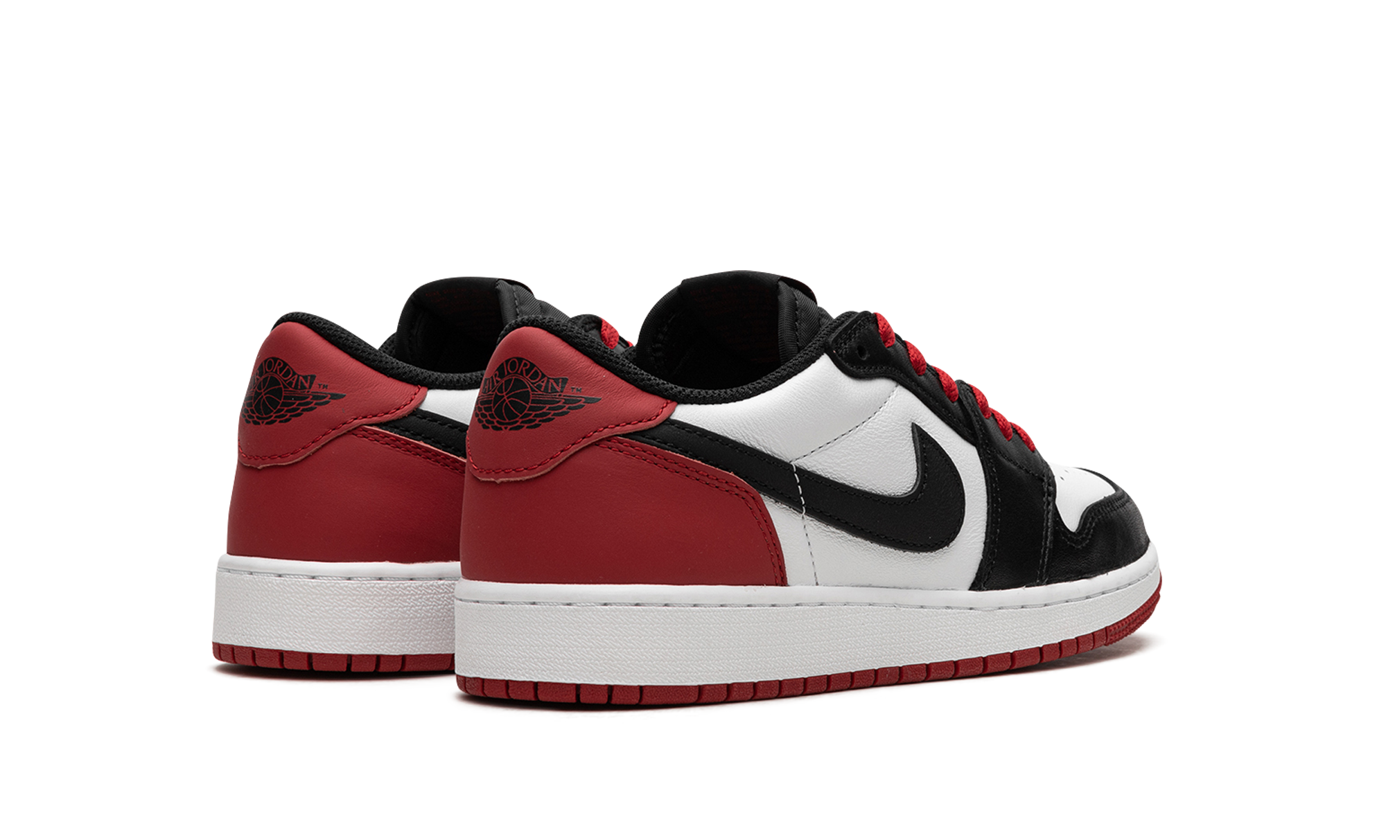 Air Jordan 1 Retro Low OG Black Toe (2023)