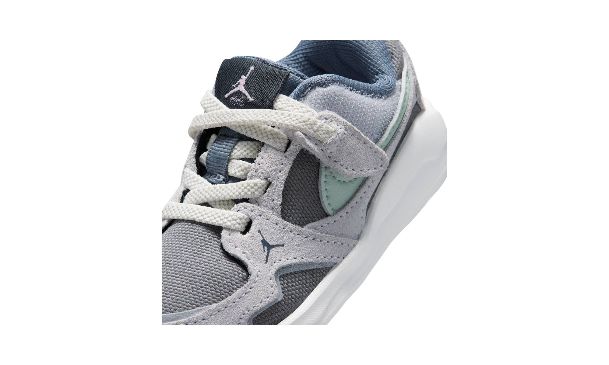 Air Jordan CMFT Era Cool Grey Iris Whisper Jade Aura (TD)