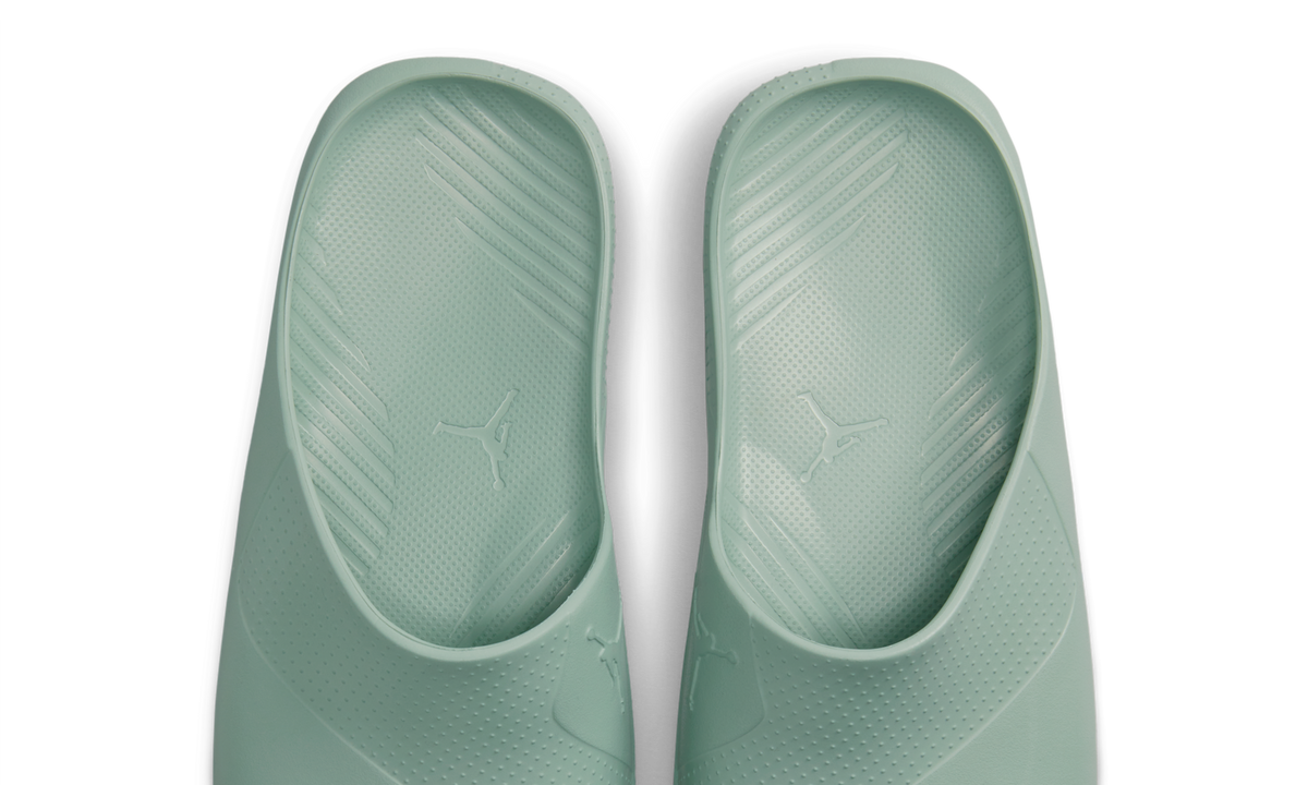 Air Jordan Post Slide Jade Smoke