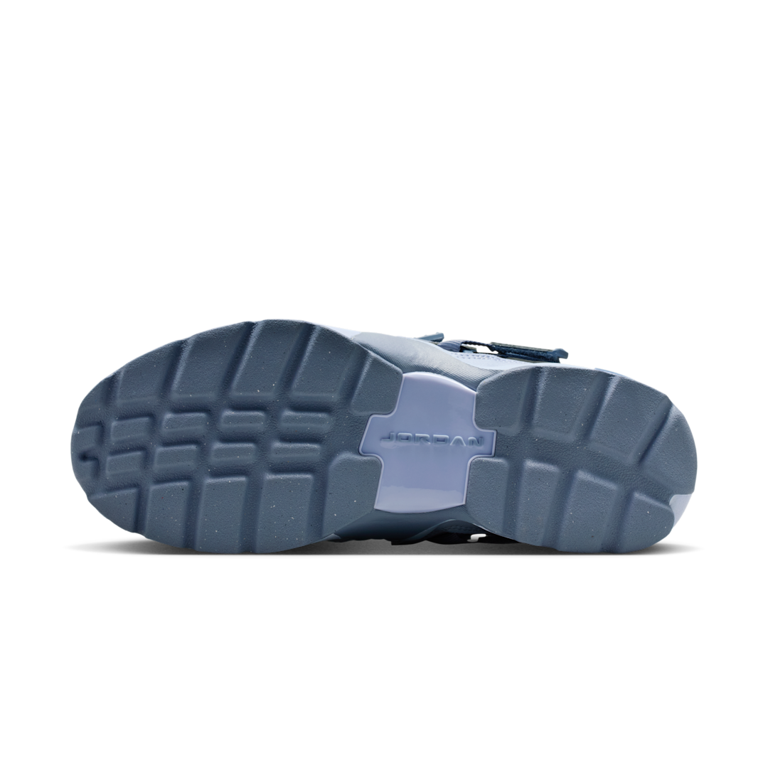 Air Jordan Trunner LX Ghost Ashen Slate, Ghost/Reflective Silver/Ashen Slate/Ashen Slate (HQ2164-010)