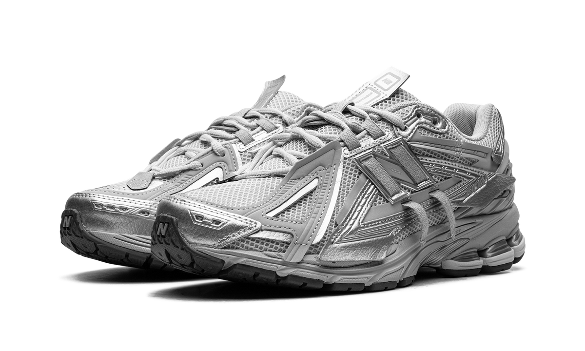 New Balance 1906A Concrete Silver Metallic