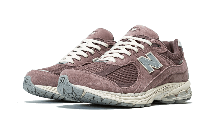 New Balance 2002R Black Fig, Black Fig/Taupe (M2002RHD)